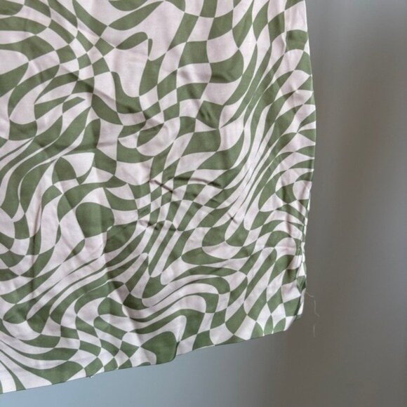 NWT Green and Pink For Love And Lemons “Aiko” Mini Skirt Sz Small - Picture 5 of 10